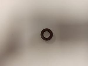 Сальник балансвала правый